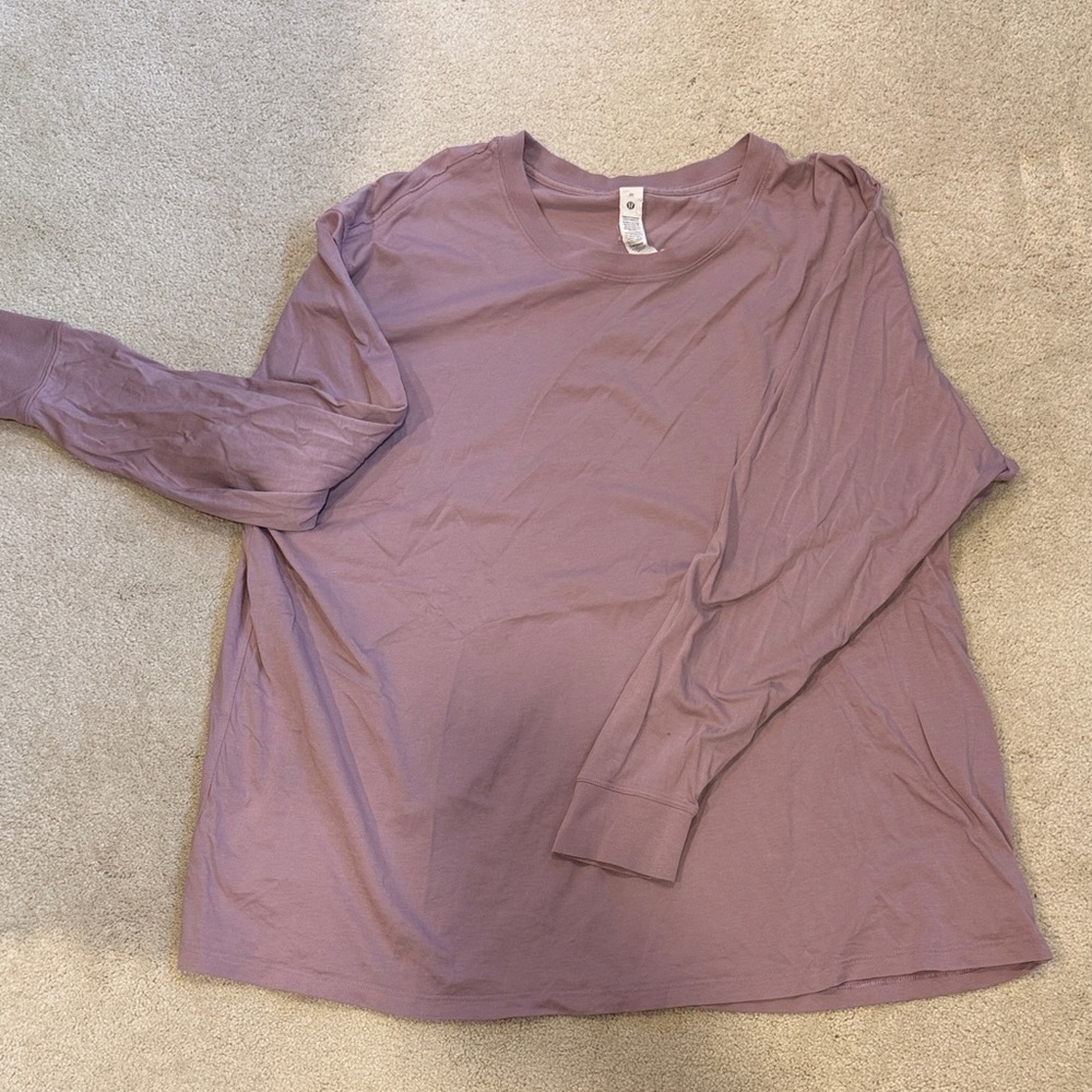 Lululemon Athletica Mauve Long Sleeve Top